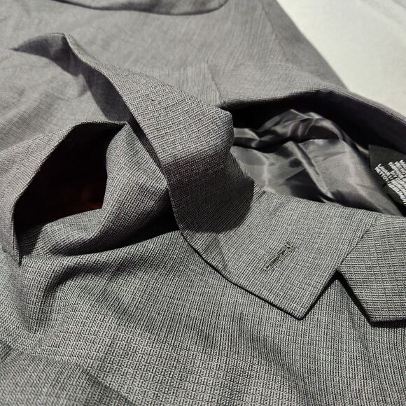 Jm Haggar Blazer For Men Size 42R Slim Fit Gray Color 2 Buttons Lined New - Picture 8 of 13